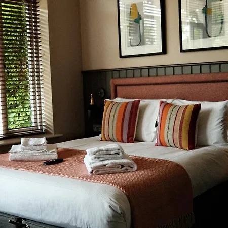 The Lawrance Luxury Aparthotel - Harrogate-3